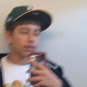 Meet your Posher, Aaron